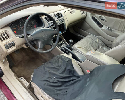 Фиолетовый Хонда Аккорд, объемом двигателя 2 л и пробегом 442 тыс. км за 1400 $, фото 2 на Automoto.ua