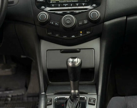 Коричневый Хонда Аккорд, объемом двигателя 2.4 л и пробегом 325 тыс. км за 5999 $, фото 20 на Automoto.ua