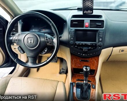 Коричневый Хонда Аккорд, объемом двигателя 2.4 л и пробегом 315 тыс. км за 6600 $, фото 6 на Automoto.ua