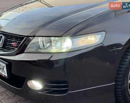 Коричневый Хонда Аккорд, объемом двигателя 2.4 л и пробегом 113 тыс. км за 8900 $, фото 1 на Automoto.ua