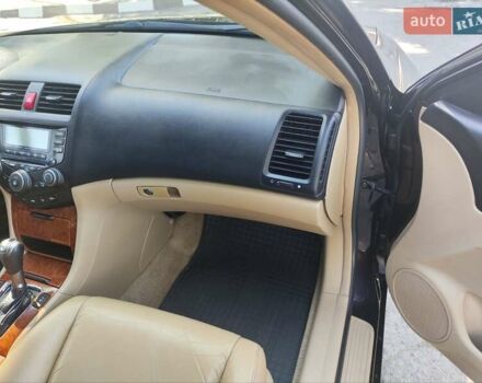 Коричневий Хонда Аккорд, об'ємом двигуна 2 л та пробігом 238 тис. км за 7300 $, фото 13 на Automoto.ua