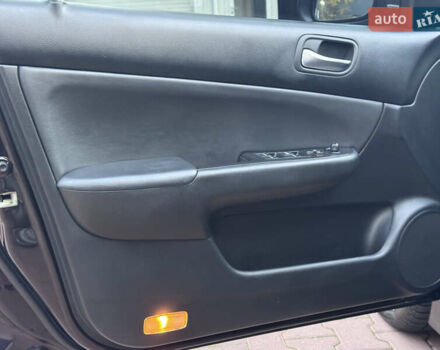 Коричневый Хонда Аккорд, объемом двигателя 2.4 л и пробегом 113 тыс. км за 8900 $, фото 37 на Automoto.ua