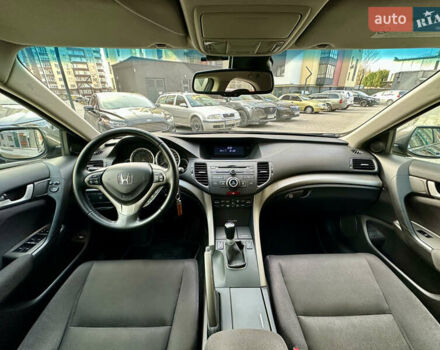 Коричневий Хонда Аккорд, об'ємом двигуна 2 л та пробігом 193 тис. км за 8400 $, фото 44 на Automoto.ua