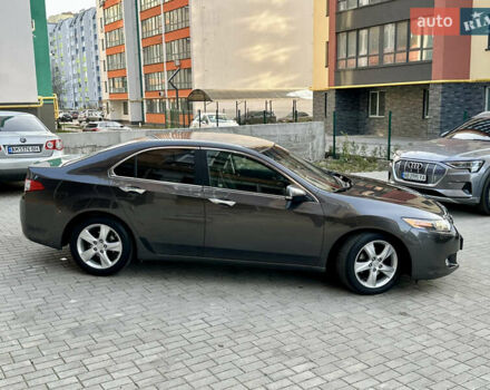 Коричневий Хонда Аккорд, об'ємом двигуна 2 л та пробігом 193 тис. км за 8400 $, фото 4 на Automoto.ua