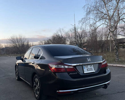 Коричневый Хонда Аккорд, объемом двигателя 2.4 л и пробегом 140 тыс. км за 12300 $, фото 4 на Automoto.ua