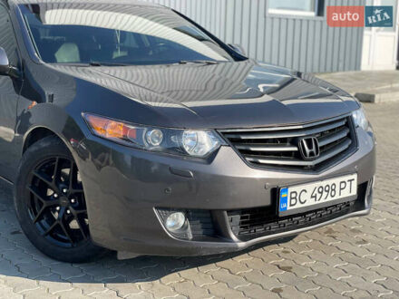Хонда Аккорд 2008 у Стрые на Automoto.ua Коричневий Хонда Аккорд, об'ємом двигуна 2.35 л та пробігом 260 тис. км за 8500 $, фото 1 на Automoto.ua