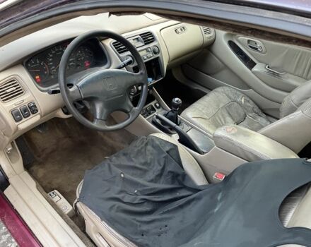 Красный Хонда Аккорд, объемом двигателя 0 л и пробегом 446 тыс. км за 1400 $, фото 2 на Automoto.ua