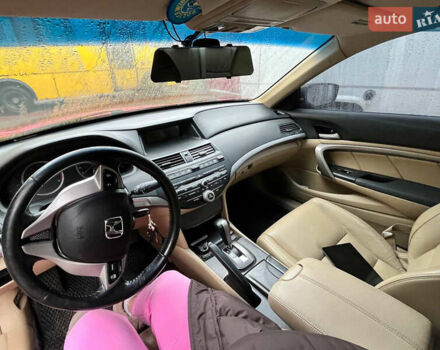 Красный Хонда Аккорд, объемом двигателя 2.35 л и пробегом 216 тыс. км за 6300 $, фото 10 на Automoto.ua