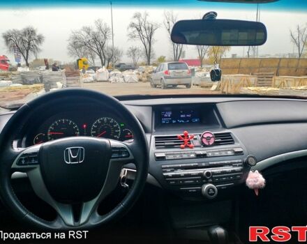 Красный Хонда Аккорд, объемом двигателя 2.4 л и пробегом 220 тыс. км за 7400 $, фото 11 на Automoto.ua