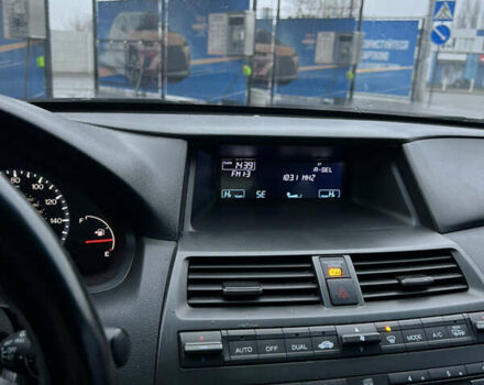 Красный Хонда Аккорд, объемом двигателя 2.35 л и пробегом 261 тыс. км за 8000 $, фото 27 на Automoto.ua