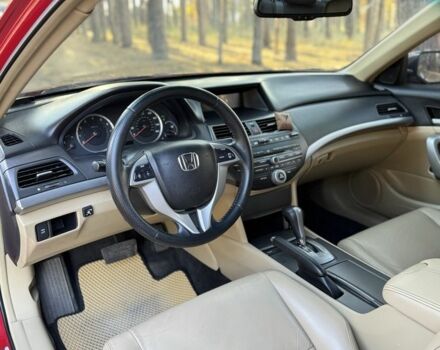 Красный Хонда Аккорд, объемом двигателя 3.5 л и пробегом 240 тыс. км за 8000 $, фото 8 на Automoto.ua