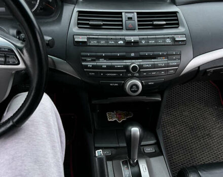 Красный Хонда Аккорд, объемом двигателя 2.35 л и пробегом 261 тыс. км за 8000 $, фото 18 на Automoto.ua