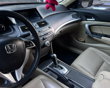 Червоний Хонда Аккорд, об'ємом двигуна 3.49 л та пробігом 245 тис. км за 7500 $, фото 9 на Automoto.ua