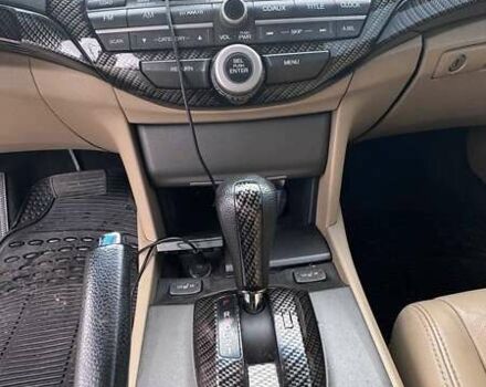 Красный Хонда Аккорд, объемом двигателя 3.5 л и пробегом 187 тыс. км за 7999 $, фото 15 на Automoto.ua