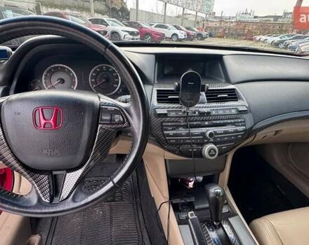 Красный Хонда Аккорд, объемом двигателя 3.5 л и пробегом 187 тыс. км за 7999 $, фото 14 на Automoto.ua