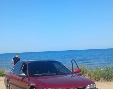 Красный Хонда Аккорд, объемом двигателя 2.2 л и пробегом 330 тыс. км за 600 $, фото 8 на Automoto.ua