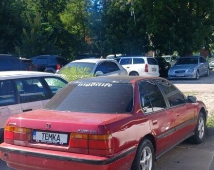 Красный Хонда Аккорд, объемом двигателя 2.2 л и пробегом 330 тыс. км за 600 $, фото 1 на Automoto.ua