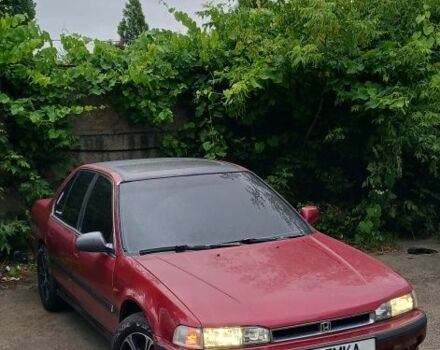 Красный Хонда Аккорд, объемом двигателя 2.2 л и пробегом 330 тыс. км за 600 $, фото 6 на Automoto.ua