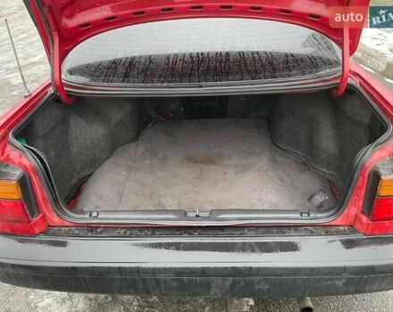 Красный Хонда Аккорд, объемом двигателя 2 л и пробегом 130 тыс. км за 2800 $, фото 4 на Automoto.ua