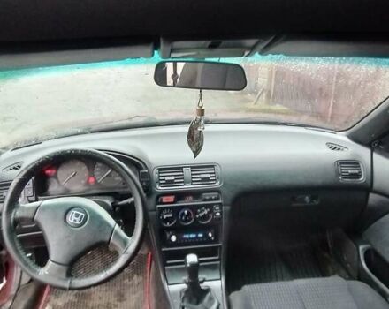 Красный Хонда Аккорд, объемом двигателя 2 л и пробегом 500 тыс. км за 2400 $, фото 9 на Automoto.ua