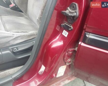 Красный Хонда Аккорд, объемом двигателя 2 л и пробегом 340 тыс. км за 2500 $, фото 28 на Automoto.ua