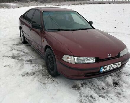 Красный Хонда Аккорд, объемом двигателя 2 л и пробегом 500 тыс. км за 2400 $, фото 2 на Automoto.ua