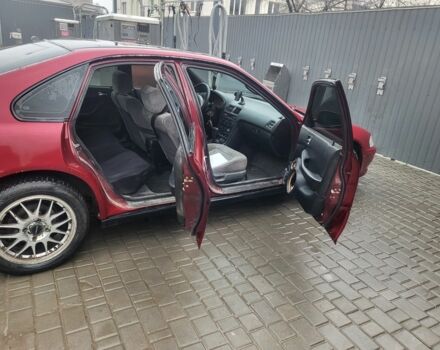 Красный Хонда Аккорд, объемом двигателя 2 л и пробегом 380 тыс. км за 2700 $, фото 5 на Automoto.ua