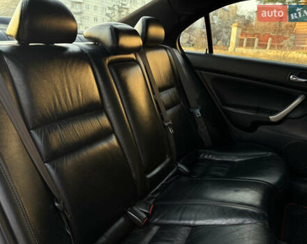 Красный Хонда Аккорд, объемом двигателя 2.35 л и пробегом 354 тыс. км за 5499 $, фото 18 на Automoto.ua