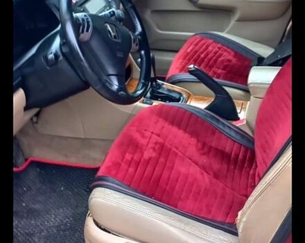 Красный Хонда Аккорд, объемом двигателя 2.4 л и пробегом 300 тыс. км за 5500 $, фото 4 на Automoto.ua