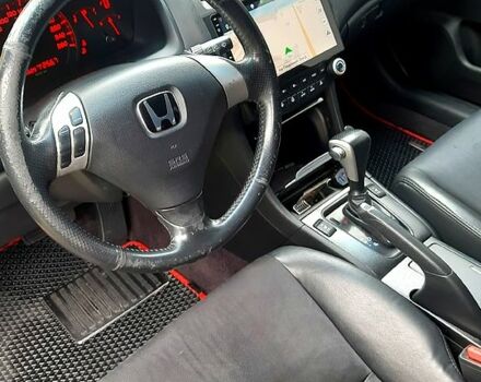 Красный Хонда Аккорд, объемом двигателя 2 л и пробегом 246 тыс. км за 6600 $, фото 2 на Automoto.ua