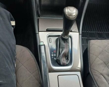 Красный Хонда Аккорд, объемом двигателя 2.35 л и пробегом 256 тыс. км за 6200 $, фото 14 на Automoto.ua