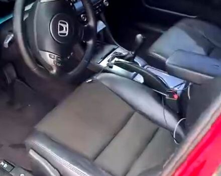 Красный Хонда Аккорд, объемом двигателя 2.4 л и пробегом 200 тыс. км за 5500 $, фото 1 на Automoto.ua