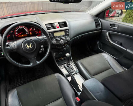 Красный Хонда Аккорд, объемом двигателя 2 л и пробегом 217 тыс. км за 4799 $, фото 7 на Automoto.ua