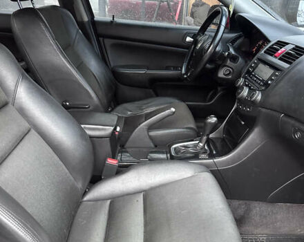 Красный Хонда Аккорд, объемом двигателя 2 л и пробегом 210 тыс. км за 5150 $, фото 17 на Automoto.ua