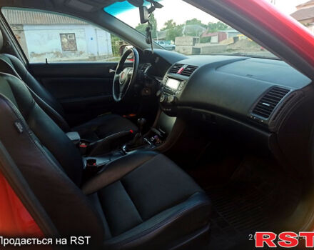 Красный Хонда Аккорд, объемом двигателя 2 л и пробегом 300 тыс. км за 5899 $, фото 5 на Automoto.ua