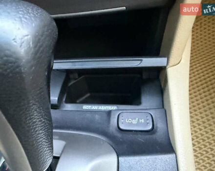 Красный Хонда Аккорд, объемом двигателя 2.35 л и пробегом 182 тыс. км за 8600 $, фото 23 на Automoto.ua