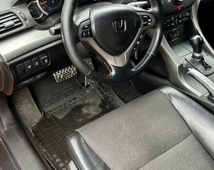 Красный Хонда Аккорд, объемом двигателя 2.4 л и пробегом 262 тыс. км за 8200 $, фото 12 на Automoto.ua