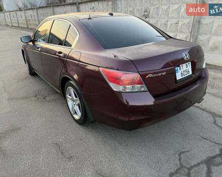Красный Хонда Аккорд, объемом двигателя 2.35 л и пробегом 182 тыс. км за 8600 $, фото 7 на Automoto.ua