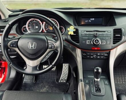 Красный Хонда Аккорд, объемом двигателя 2.4 л и пробегом 146 тыс. км за 8800 $, фото 15 на Automoto.ua