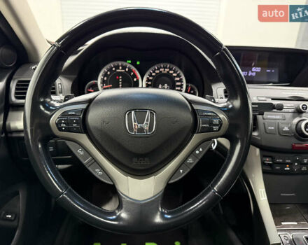 Красный Хонда Аккорд, объемом двигателя 2 л и пробегом 183 тыс. км за 8600 $, фото 8 на Automoto.ua