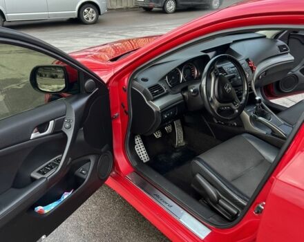 Червоний Хонда Аккорд, об'ємом двигуна 2.4 л та пробігом 132 тис. км за 9200 $, фото 5 на Automoto.ua