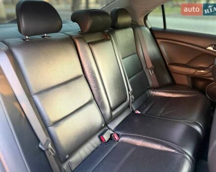 Червоний Хонда Аккорд, об'ємом двигуна 2 л та пробігом 140 тис. км за 11999 $, фото 17 на Automoto.ua