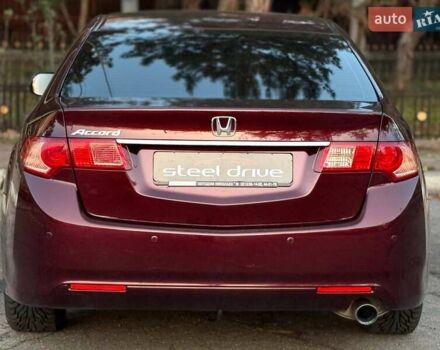 Червоний Хонда Аккорд, об'ємом двигуна 2 л та пробігом 140 тис. км за 11999 $, фото 5 на Automoto.ua