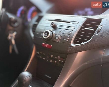 Червоний Хонда Аккорд, об'ємом двигуна 2 л та пробігом 140 тис. км за 11999 $, фото 25 на Automoto.ua