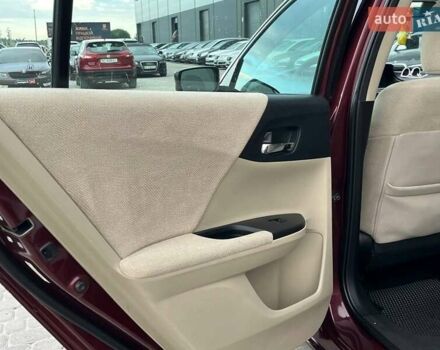 Красный Хонда Аккорд, объемом двигателя 2.4 л и пробегом 224 тыс. км за 9990 $, фото 14 на Automoto.ua