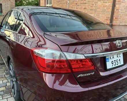 Красный Хонда Аккорд, объемом двигателя 3.5 л и пробегом 208 тыс. км за 16700 $, фото 6 на Automoto.ua
