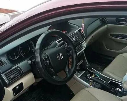 Червоний Хонда Аккорд, об'ємом двигуна 2.4 л та пробігом 172 тис. км за 13500 $, фото 3 на Automoto.ua