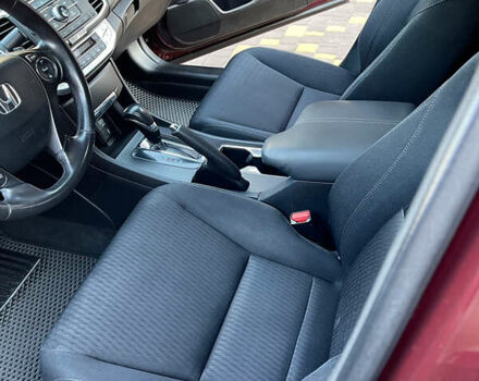 Красный Хонда Аккорд, объемом двигателя 2.4 л и пробегом 205 тыс. км за 12200 $, фото 22 на Automoto.ua