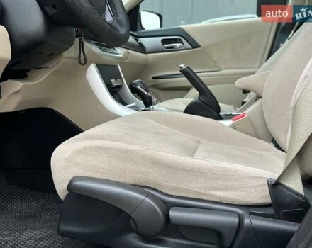 Красный Хонда Аккорд, объемом двигателя 2.4 л и пробегом 224 тыс. км за 9990 $, фото 25 на Automoto.ua