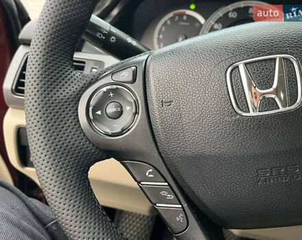 Красный Хонда Аккорд, объемом двигателя 2.4 л и пробегом 224 тыс. км за 9990 $, фото 17 на Automoto.ua